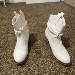 White women’s cowboy boots